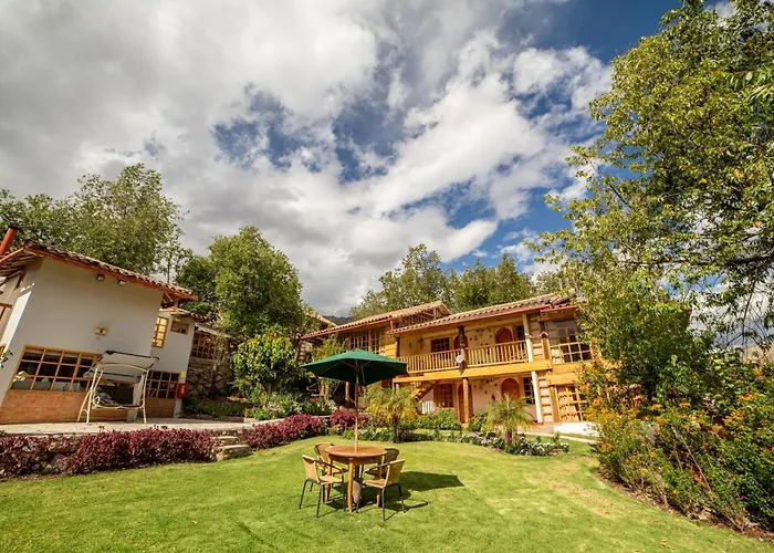 Hotel Iorana 3*
