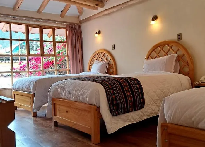 Hotel Iorana 3*